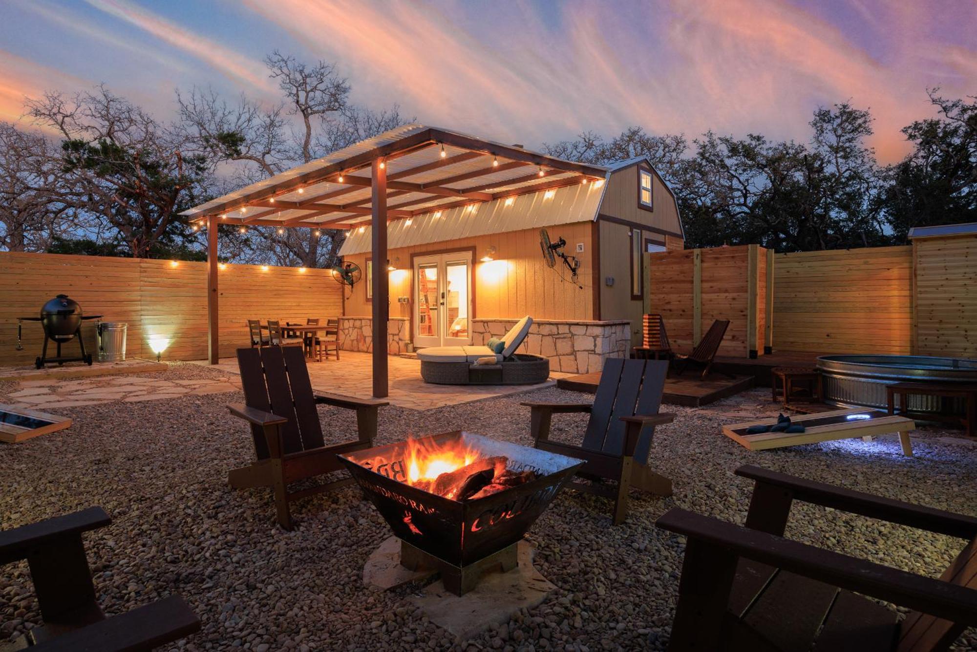 Romantic Luxury Retreat Hot Cold Pool & Sauna Wimberley Exterior photo